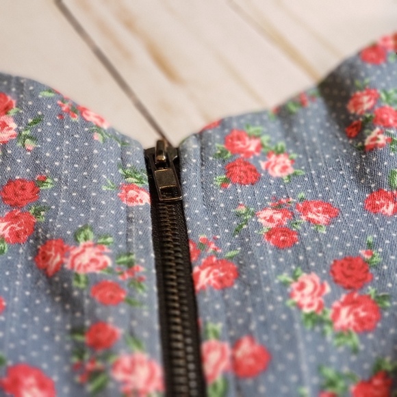 Tini Lili Straps Dress Size: M - Picture 4 of 7